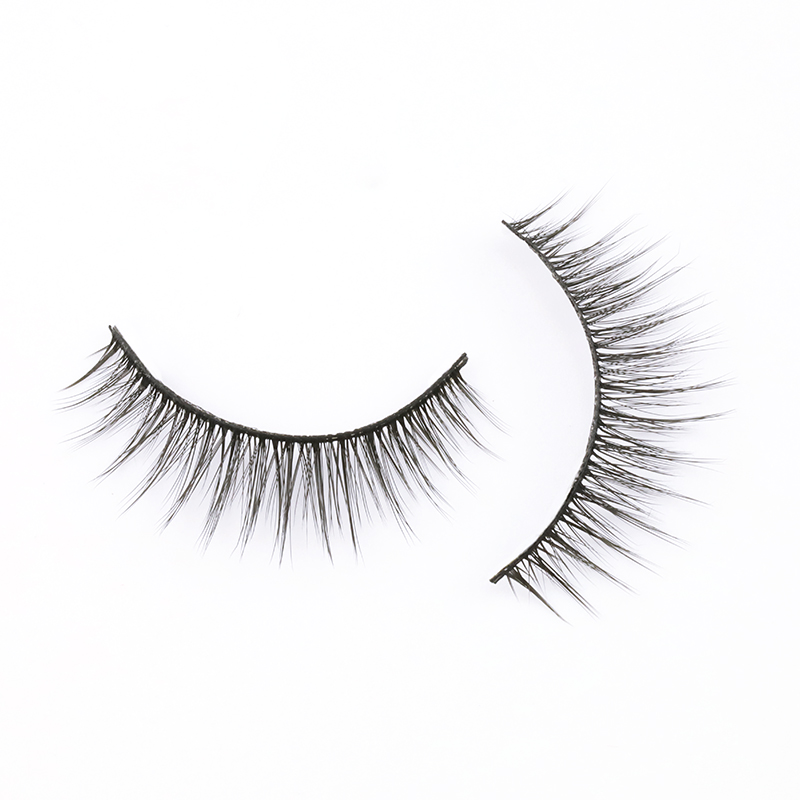 Free Sample Acceptable Silk Strip Lashes Soft and Lightweight Eyelashes in the UK YY106